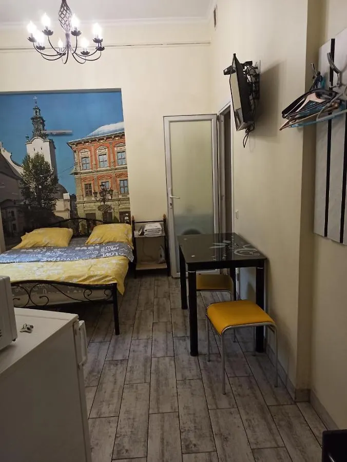 Smart Yellow Apartment-15 Хв Від Жд Вокзалу Lemberg